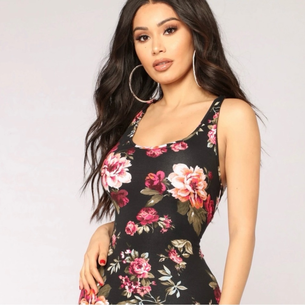 NWT Floral Black Bodycon Dress - Picture 3 of 5